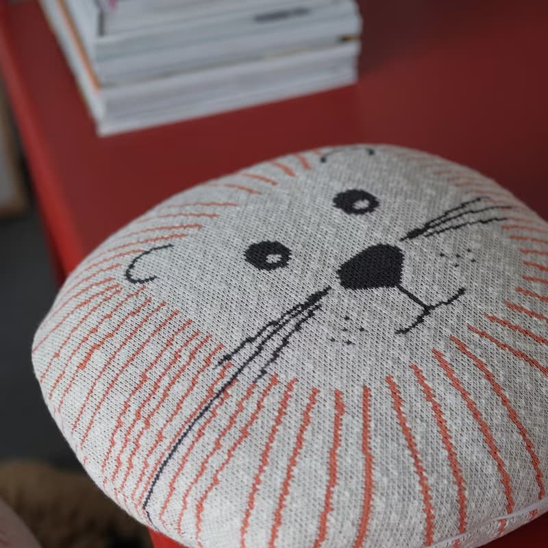 圓凳坐墩蒲團沙發腳踏擱腳蹬抱枕 兒童房裝飾凳生日喬遷禮物