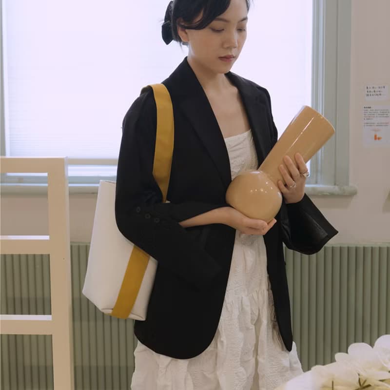 桶型法棍包 肩帶正反兩色可用 側背帆布包 乳白