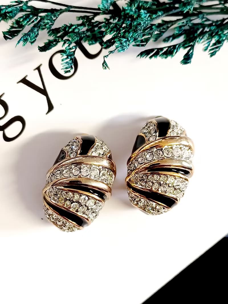 vintage jewelry  黑琺瑯滿星萊茵鑽 夾式耳環