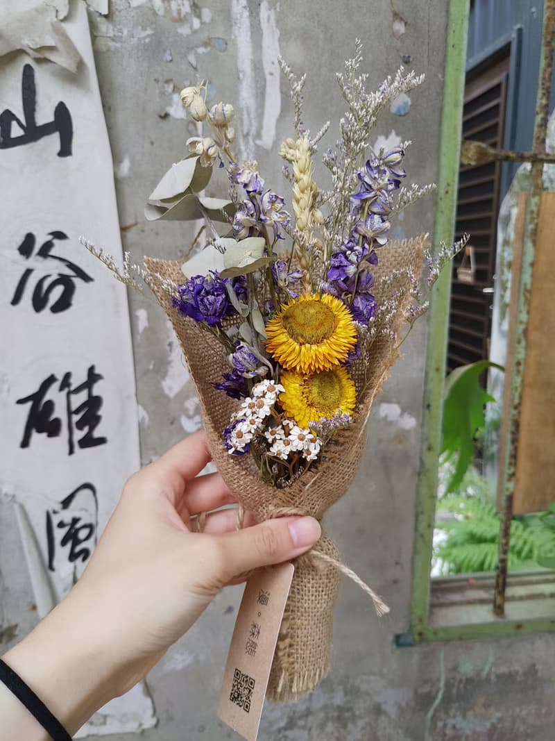 漫森態 花束 乾燥花 畢業花束 麻布包裝