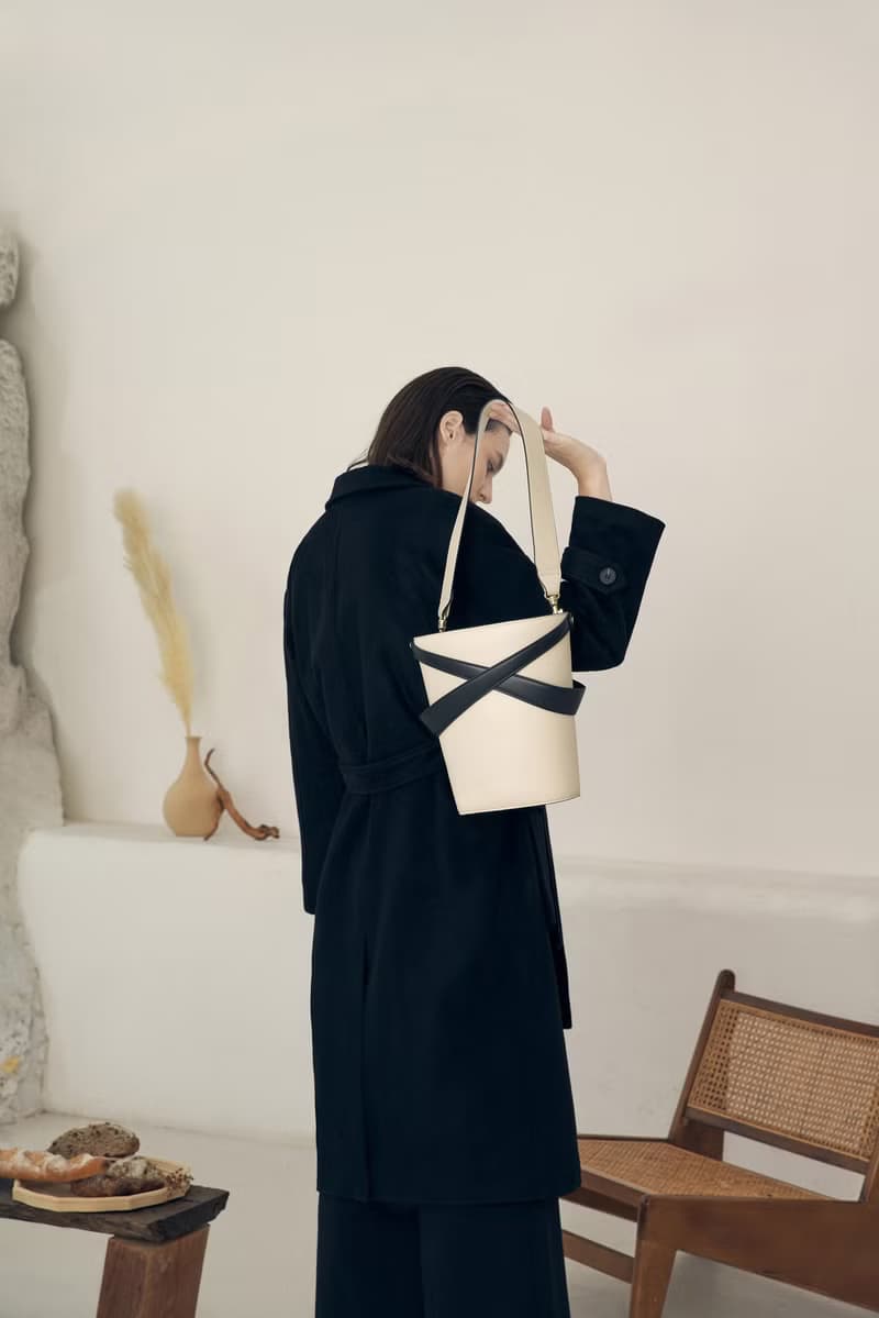 Cage Bucket Bag 素皮革 水桶包 側背包 黑色x米白色