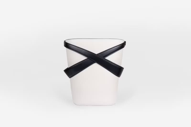 Cage Bucket Bag 素皮革 水桶包 側背包 黑色x米白色