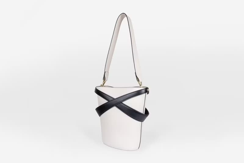 Cage Bucket Bag 素皮革 水桶包 側背包 黑色x米白色