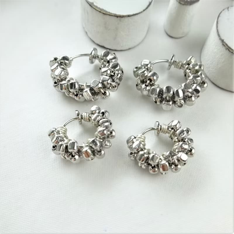 SILVER square metal wrapped hoop clip on earrings 可変耳針式