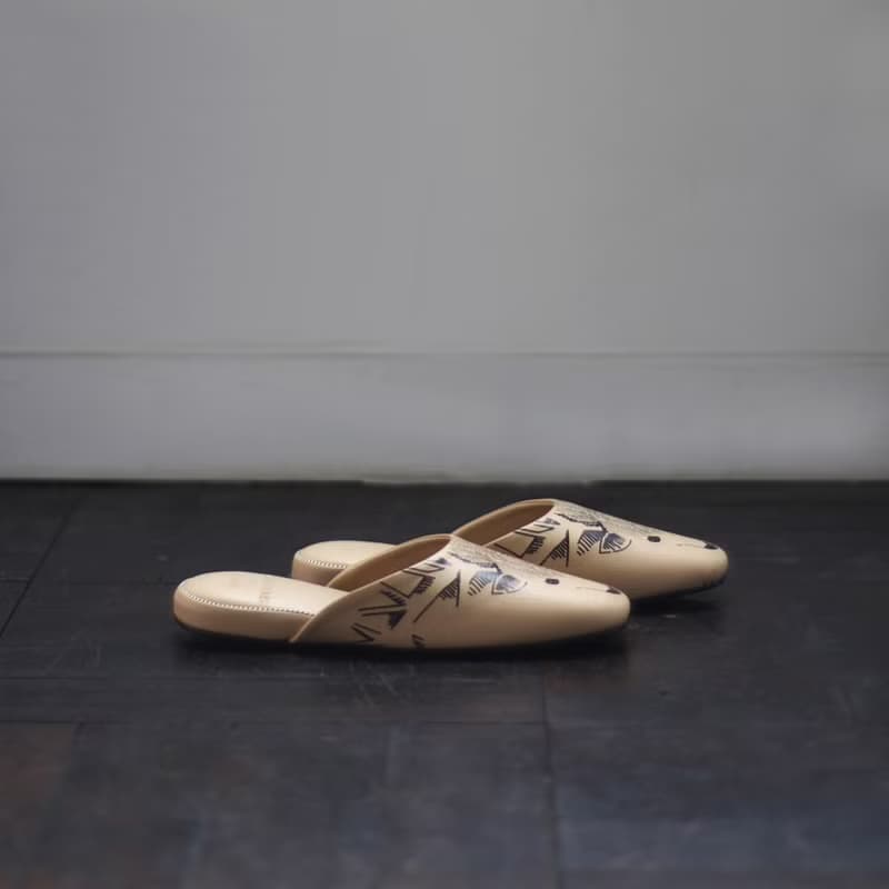 CLOAKROOMS OF .Fuller 室內拖鞋 設計款- deer (奶茶色)