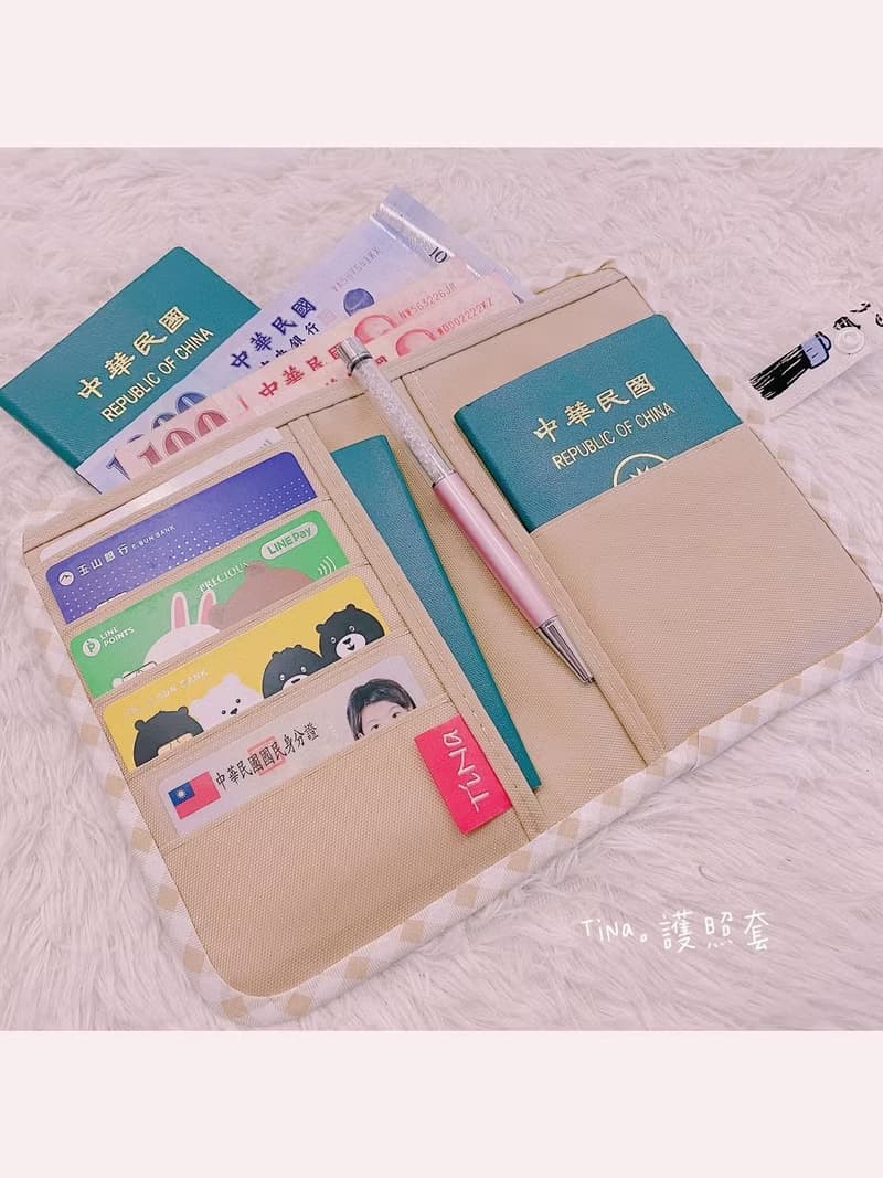 刺繡字母護照套  英文名字 結婚情人節 畢業禮物 出國 交換禮