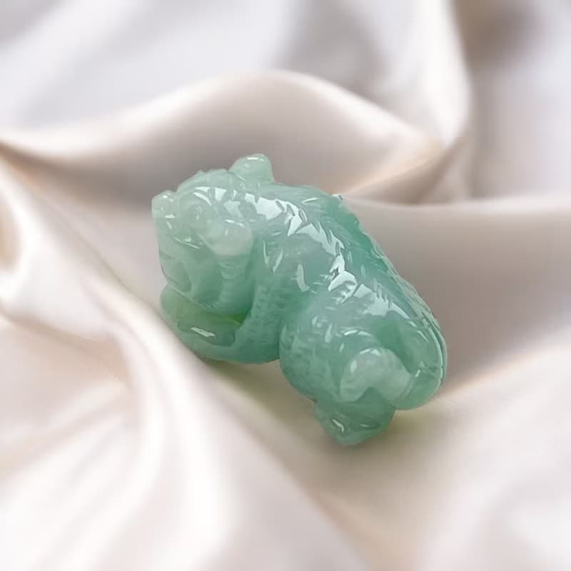 果陽綠翡翠老虎項鍊擺飾 | 天然緬甸玉A貨翡翠 | 送禮