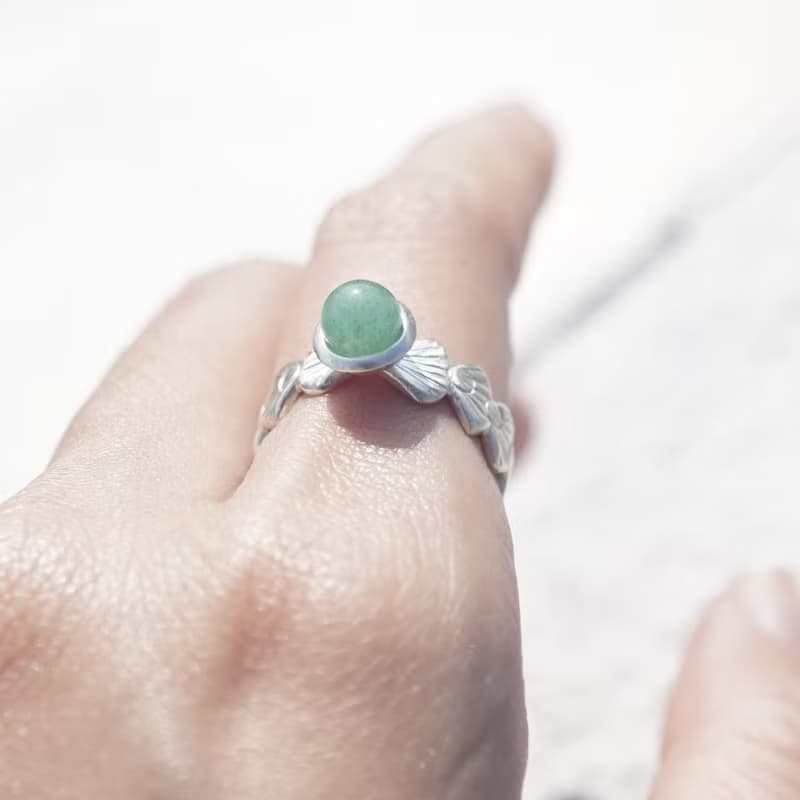 【清明/松柏長青】s925手工敲紋松柏圖騰鑲東菱玉開口戒(可訂製)