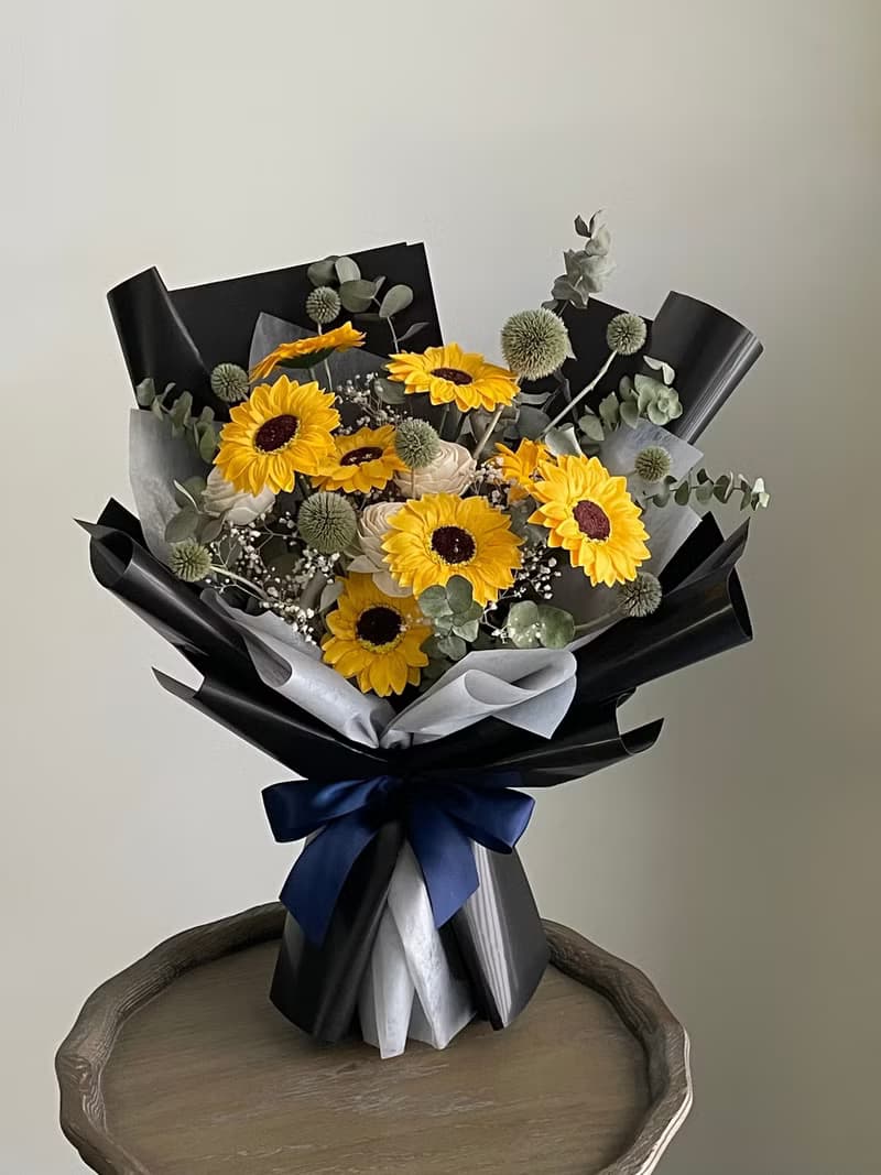 【香皂花乾燥花】男黑色款黃色向日葵香皂花乾燥花自然風畢業花束