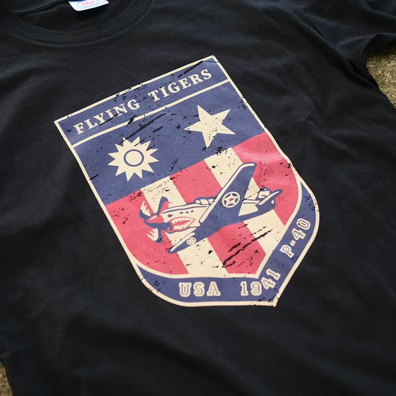 復古T-shirt-血幅(黑色)　春夏 男女同款中性