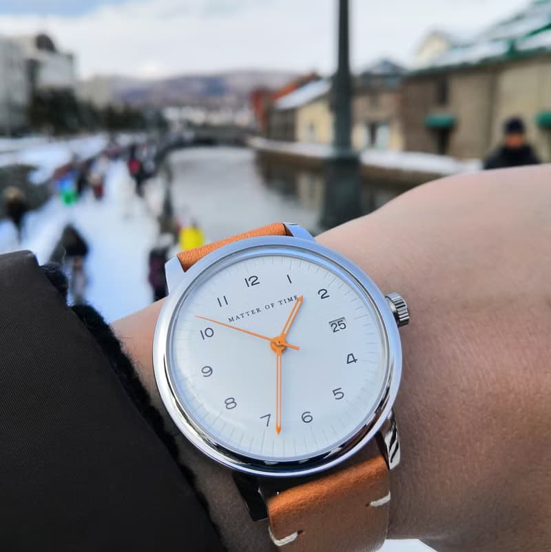 簡約機械錶配植鞣皮帶 - 白面