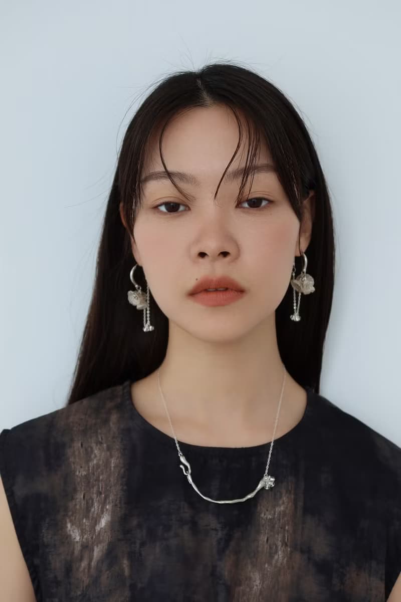 銀羽展翅耳環/可夾式 樹脂 耳夾 夾式耳環 花 925銀 婚禮飾品