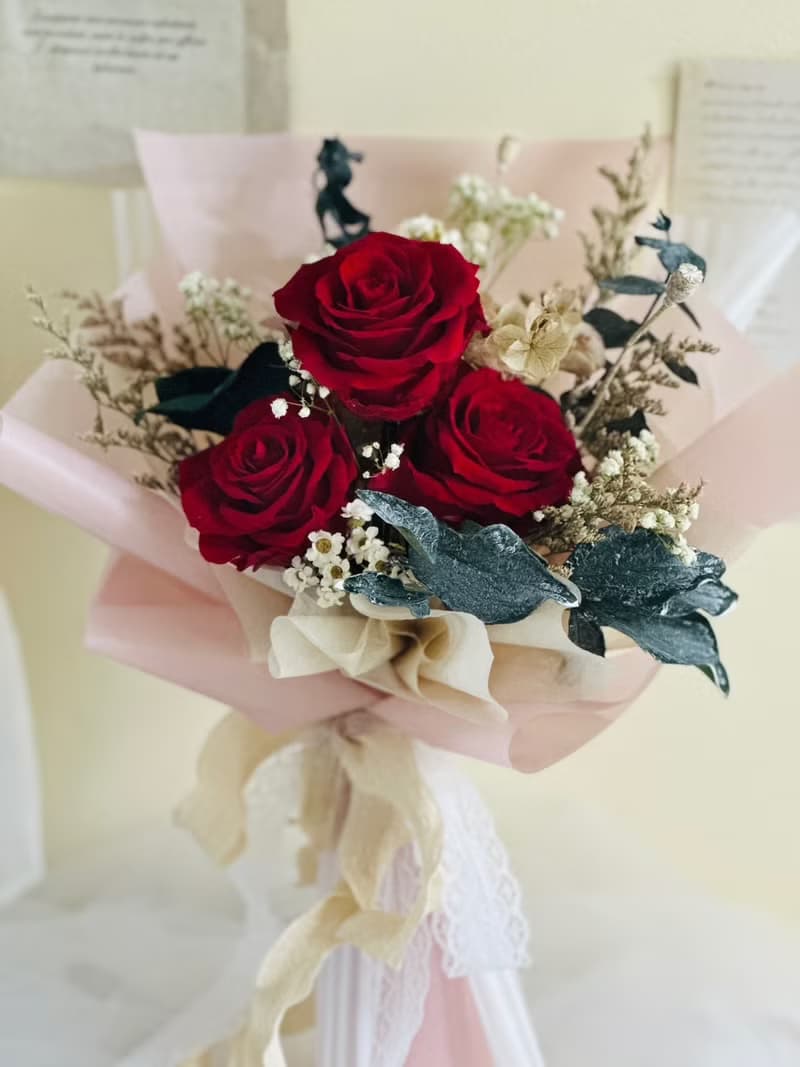 紅色質感永生玫瑰花束