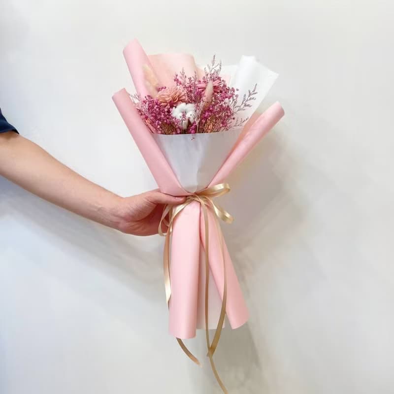 粉色滿天星花束  七夕 乾燥花 情人節花束 求婚花束 畢業花束