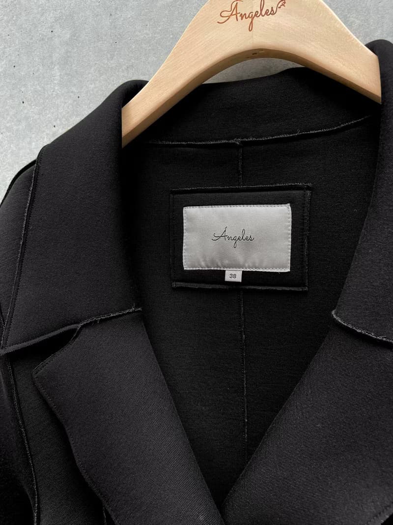 個性剪接綁帶大衣(黑)