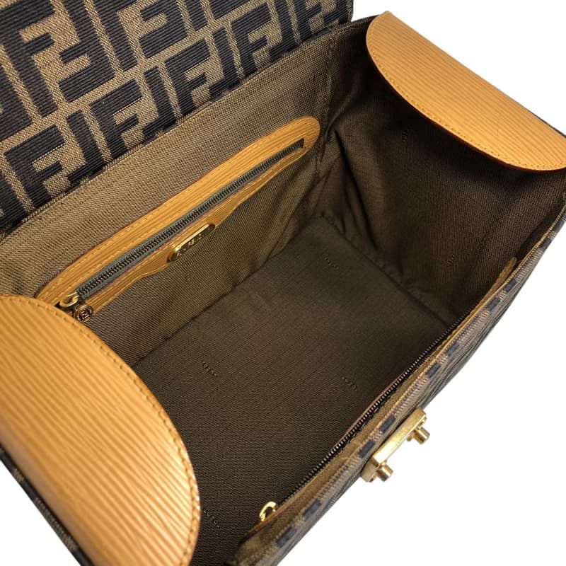 【 日本直送　名牌中古包 】FENDI フェンディ ズッカ ハンドバッグ ブラウン ロック ジャガード 2way バニティバッグ vintage  zxeb84