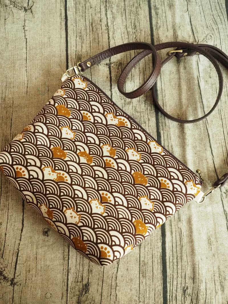 手工縫製托特側肩包帆布手袋 啡色和風波浪貓貓圖案