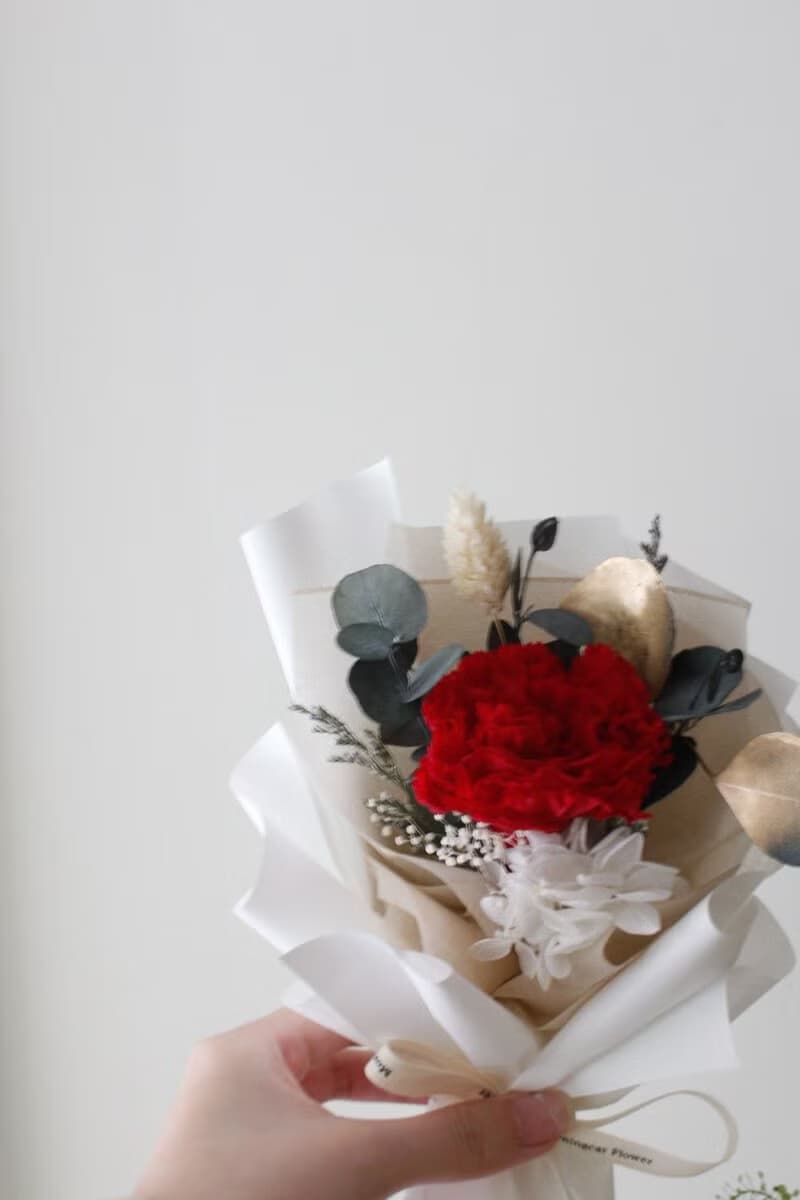 經典紅-單朵永生康乃馨花束