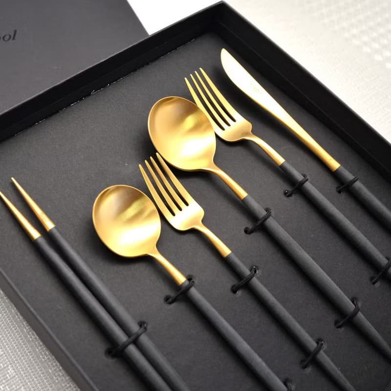 葡萄牙 Cutipol  GOA  黑金點心叉匙組