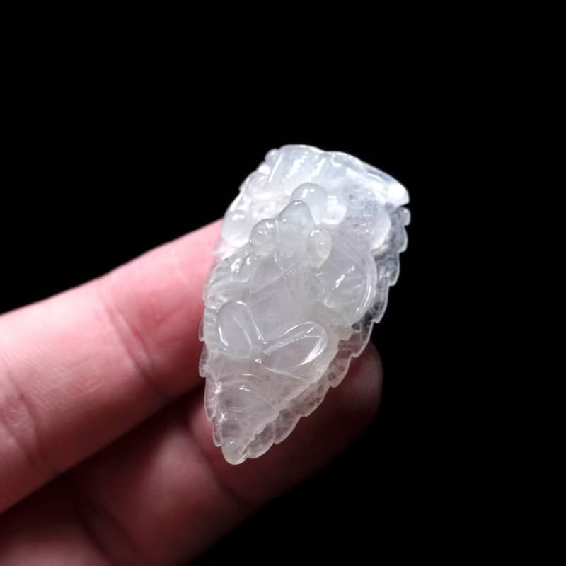 冰種翡翠巧雕呱呱來財一葉致富 | 天然緬甸玉翡翠A貨 | 送禮