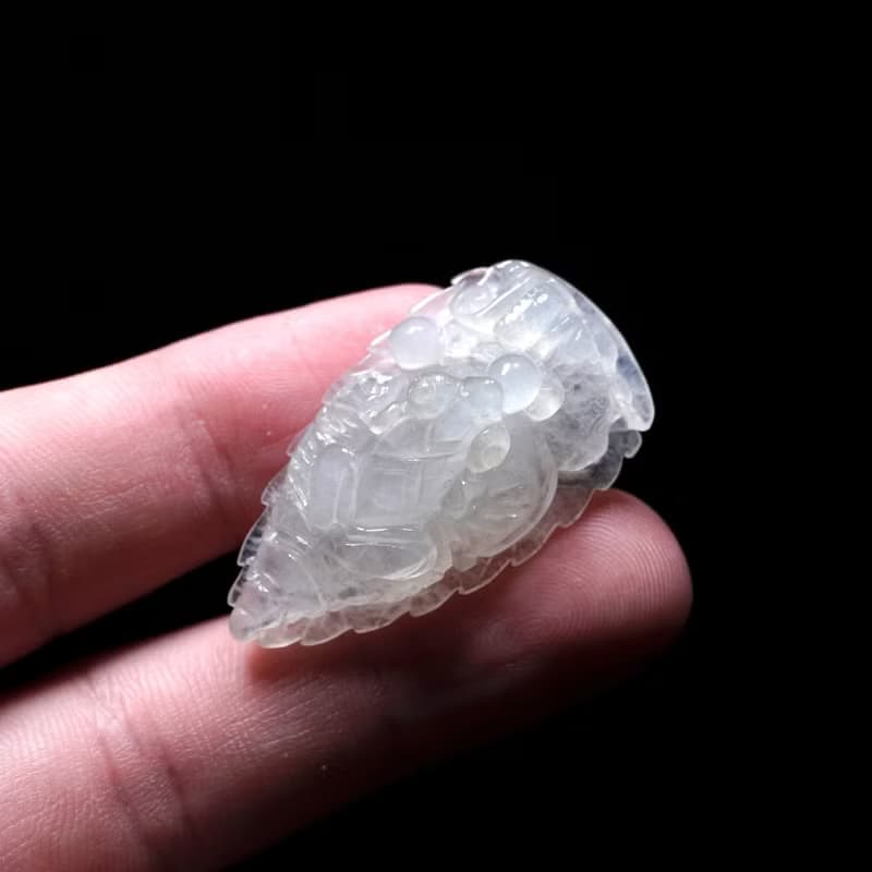 冰種翡翠巧雕呱呱來財一葉致富 | 天然緬甸玉翡翠A貨 | 送禮