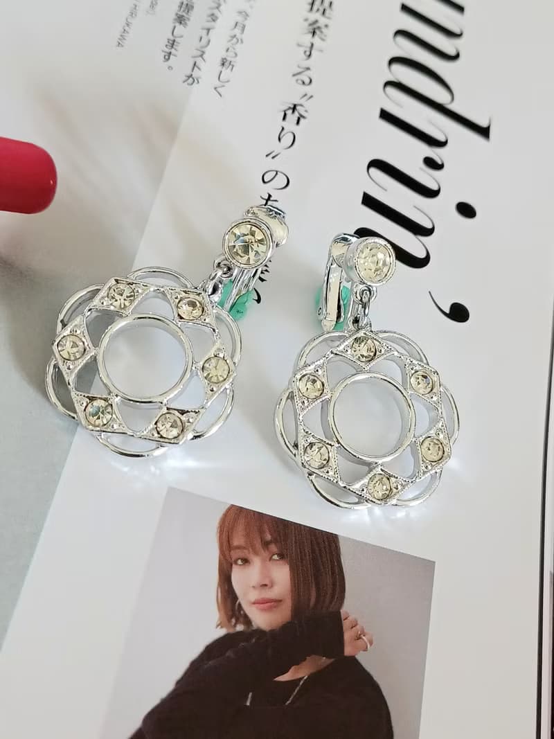 vintage jewelry SARAH COV 亮銀幾何萊茵花卉 夾式耳環