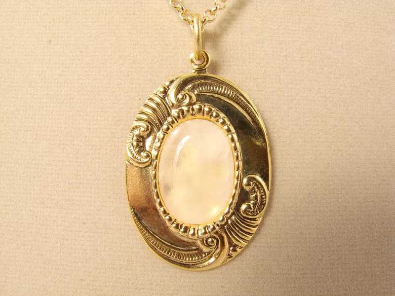 Rose Quartz Necklace Pink Stone Golden Oval Gemstone Pendant Necklace Jewelry