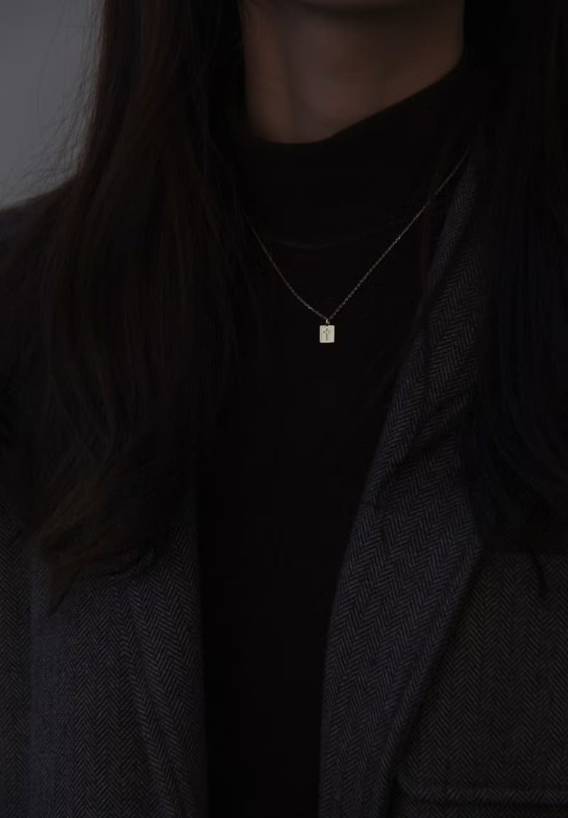 Heymen黑門 小聖經法風小眾銀鍍金十字架女項鏈基督教福音禮物