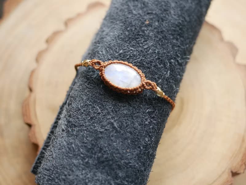 ~SB8~ 月光石 l 南美蠟線 l 手工編織 l 手環