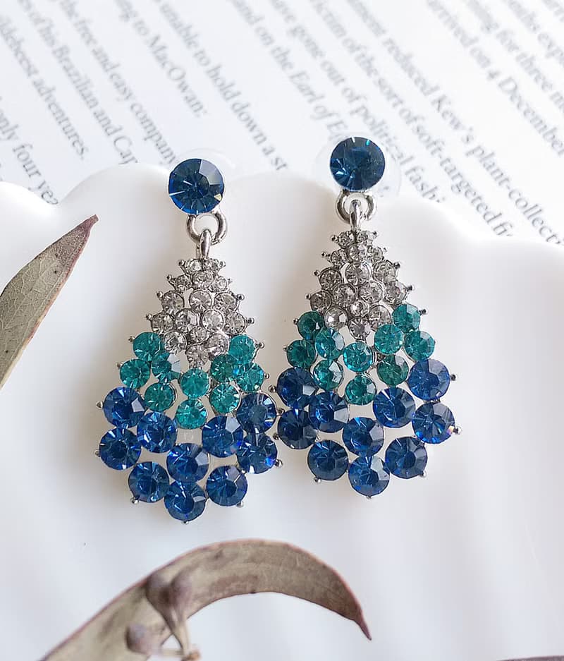 Vintage Jewelry 西洋古董飾品 藍色調 垂墜 絢麗 針式耳環