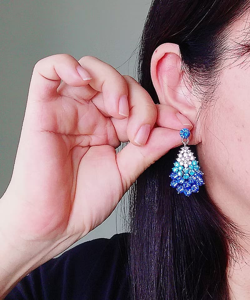 Vintage Jewelry 西洋古董飾品 藍色調 垂墜 絢麗 針式耳環