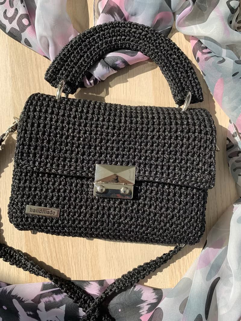 Designer crochet handbag Evening shoulder bag Cute crossbody bag Crocheted bag