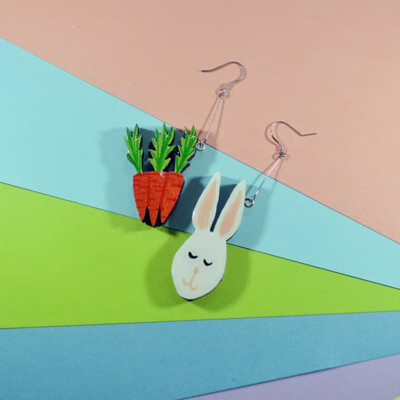 森林童話 兔子先生與胡蘿卜長款手繪不對稱耳環耳夾 手繪木製 