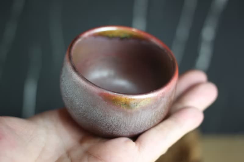 【送禮好物】80ml 柴燒 鐵釉 手拉坯茶杯 鶯歌名家葉敏祥手作