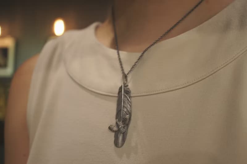 925銀 瑪亞特羽毛與鷹吊墜(小)(不包括銀鏈)