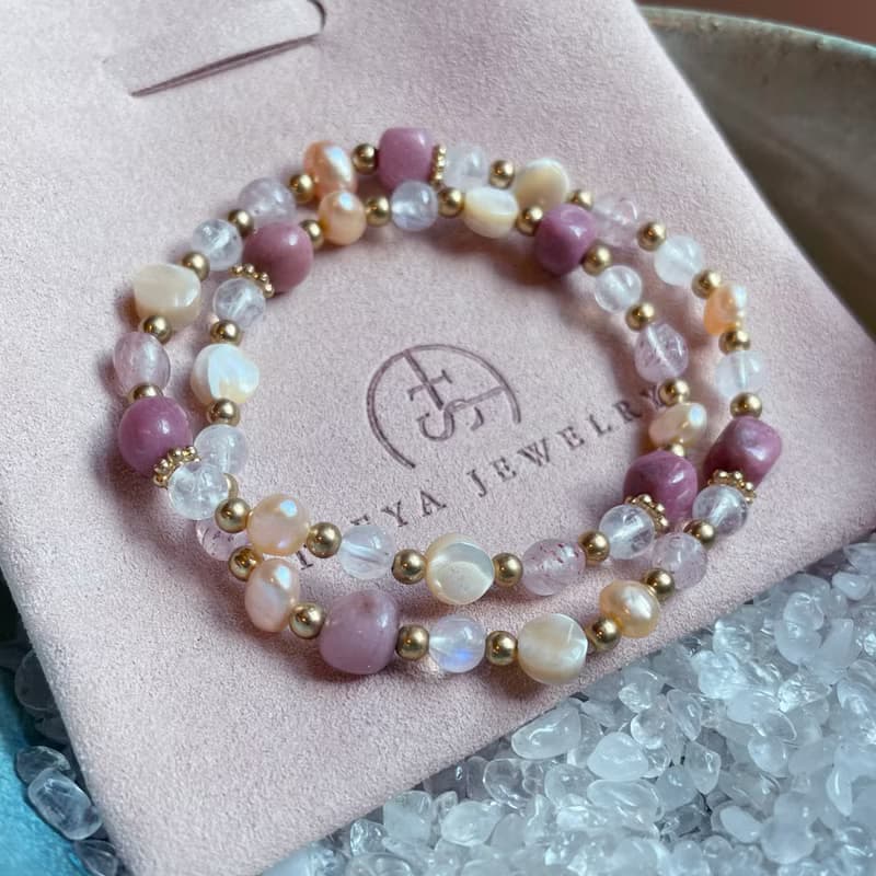 結婚禮物 ∣ 草莓晶 月光石 人緣 雙圈手鍊
