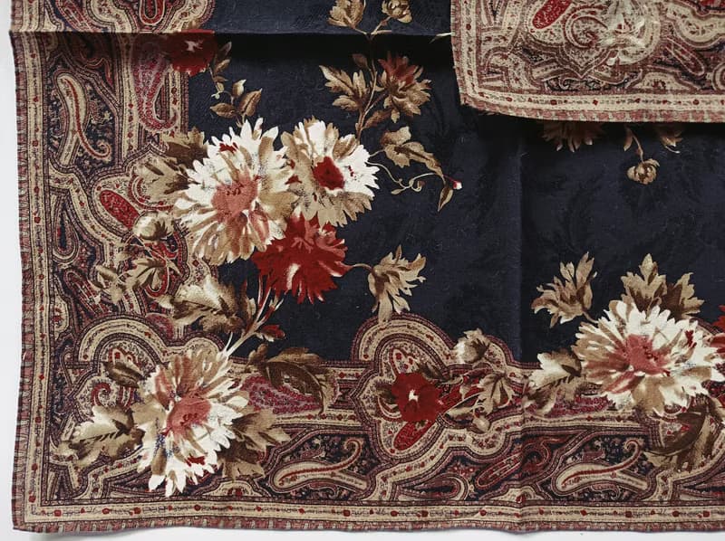 Ralph Lauren Vintage Handkerchief Motif Floral 21 x 20.5 inches