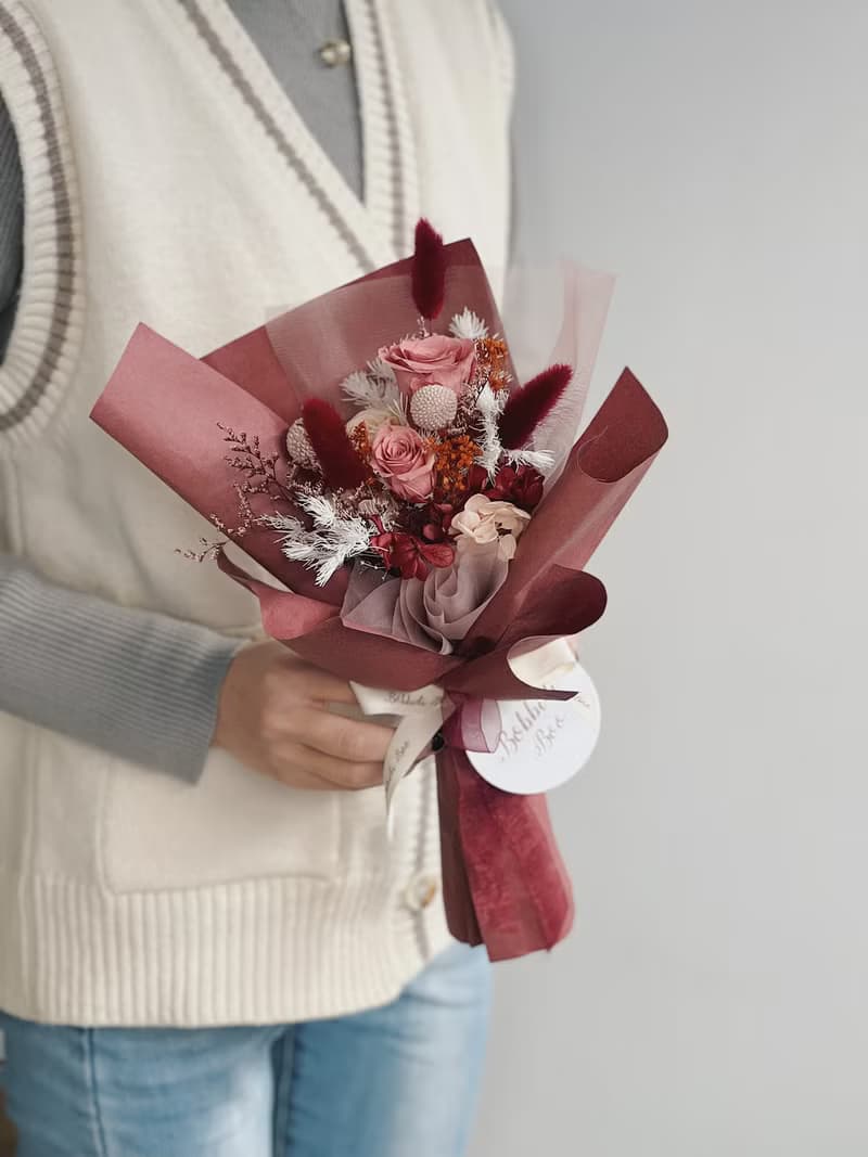 【永生玫瑰花花束】• 情人節/永生玫瑰花/永生玫瑰花花束/玫瑰花
