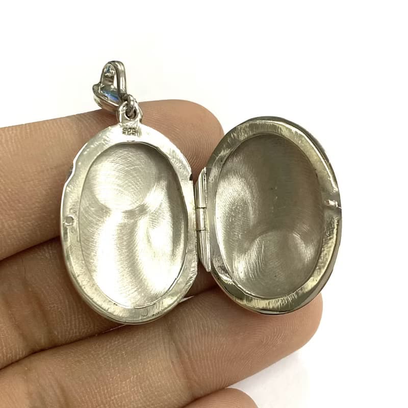 Classic Oval Memorial Locket Pendant Light Blue Gilson Opal 925 Sterling Silver