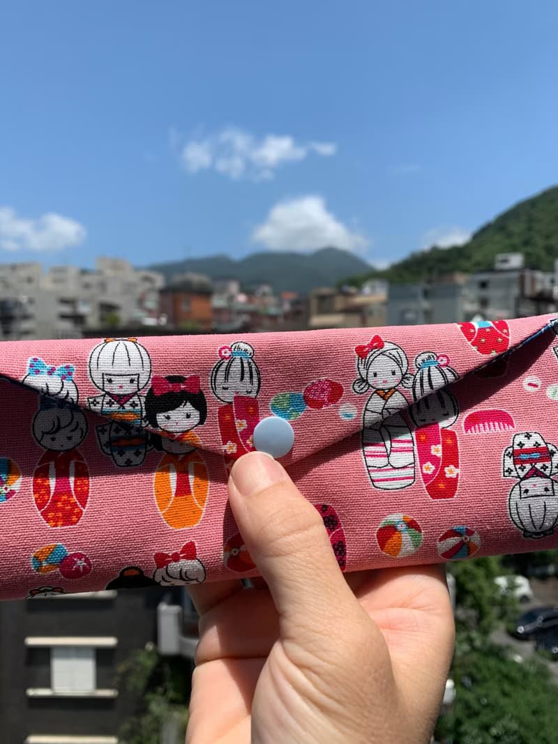 文青風環保筷袋 日本娃娃 粉 手作餐具袋.交換禮物.