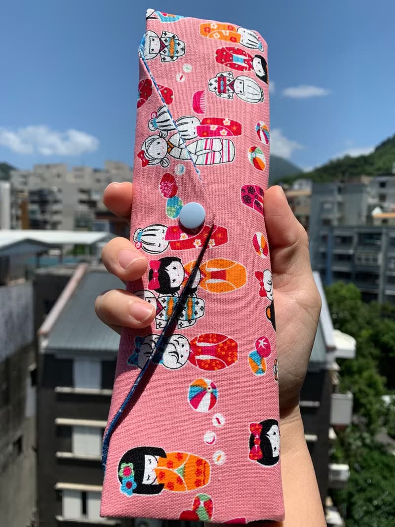 文青風環保筷袋 日本娃娃 粉 手作餐具袋.交換禮物.