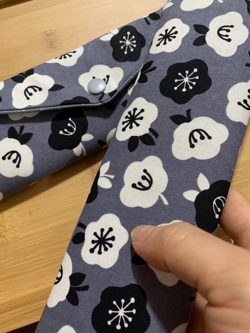 文青風環保純棉筷袋 ~ 花舞 耐看灰 日本 潮物 收納 手作餐具袋