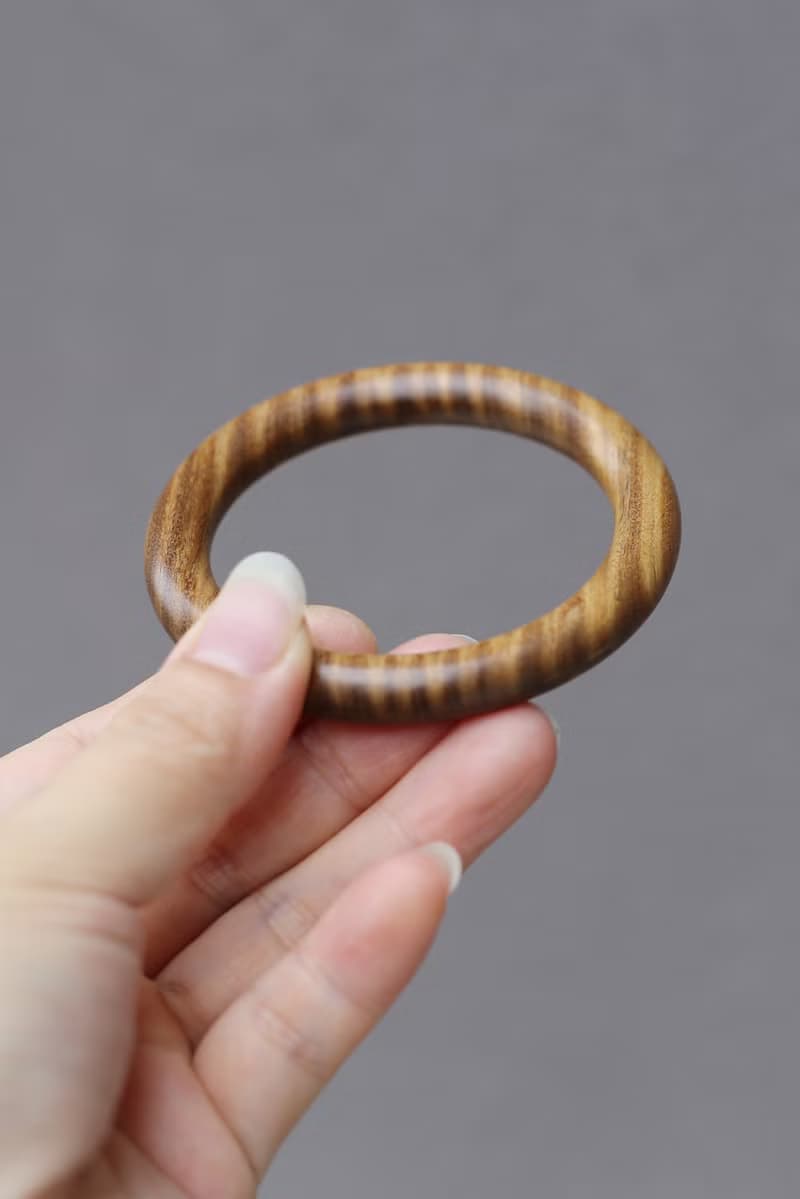 壹染指手作木藝 | 綠檀 木手鐲 | 一物一圖 | 內直徑5.45cm