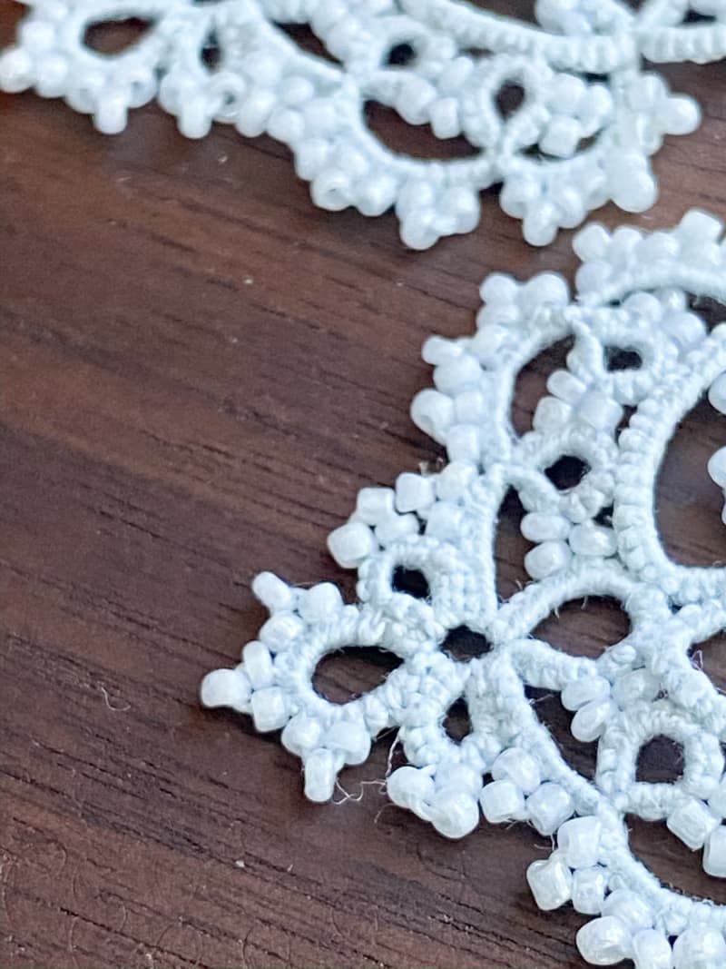 手工淺粉藍米珠耳環 Tatting earrings 耳針 耳鈎 耳環 梭織 禮物