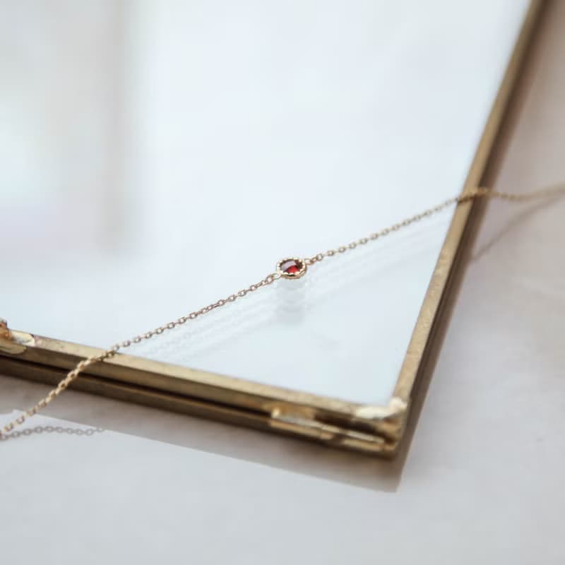 石榴石小圓片純銀手鍊_1月誕生石。生日禮物。特色。天然石