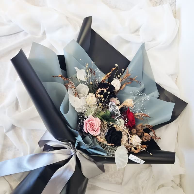 銀河灰玫瑰花束 不凋花 永生花 乾燥花 情人節花束 求婚花束
