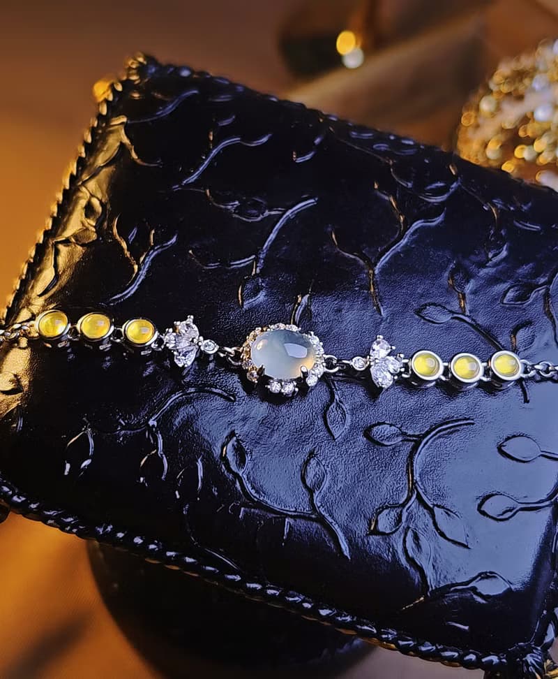 財富滿盈|冰玻瑩光無燒黃翡•淡藍翡|緬甸A貨翡翠純銀手鏈