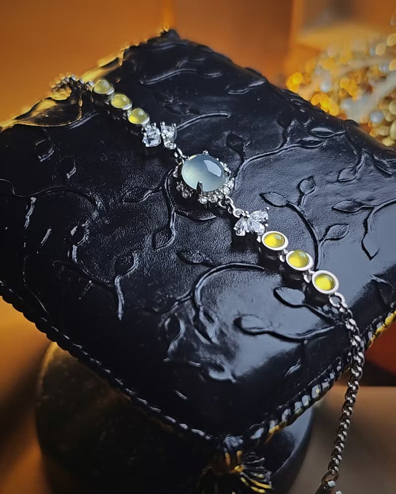 財富滿盈|冰玻瑩光無燒黃翡•淡藍翡|緬甸A貨翡翠純銀手鏈