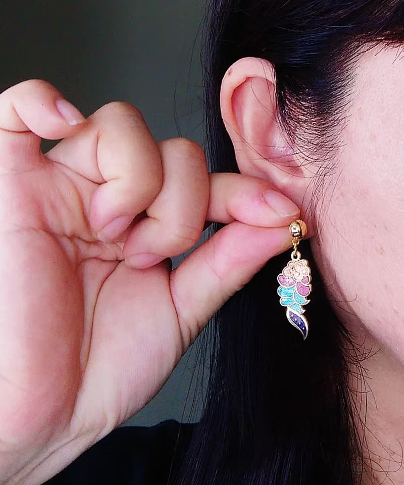 Vintage Jewelry 西洋古董飾品 景泰藍  彩花瓣 針式耳環