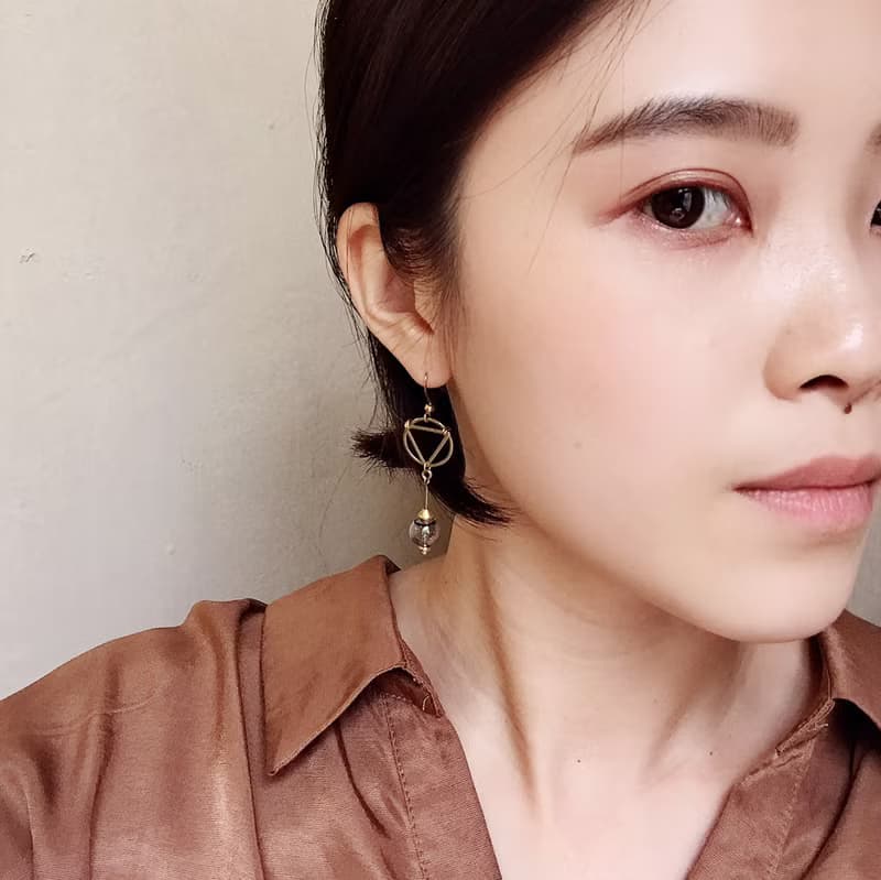 玻璃泡泡_黃銅耳環_大人星球_灰與綠(可改夾)